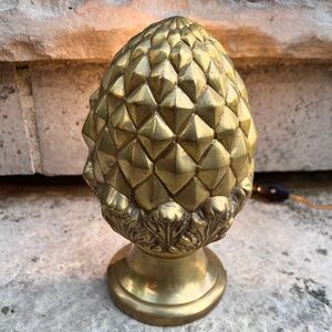Vintage Solid Brass RARE Pinecone Table Lamp Light